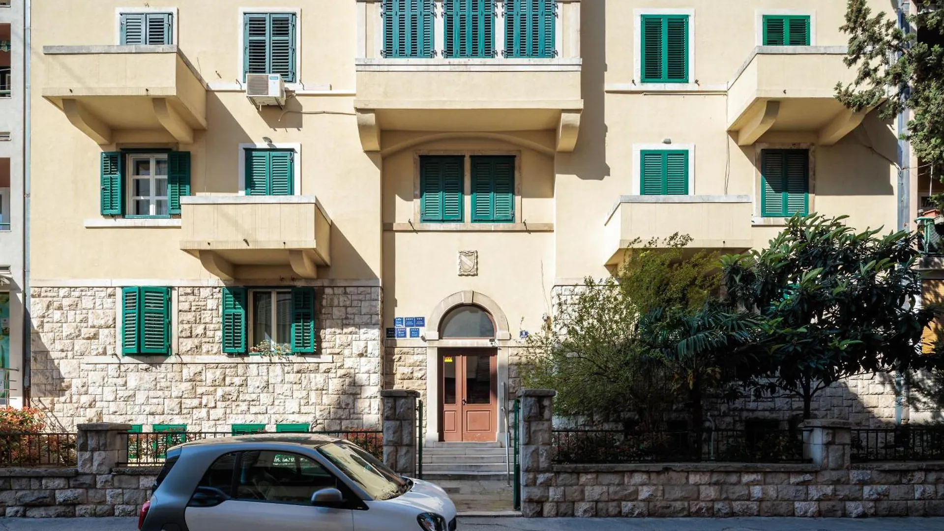 Lux Split Centre Apartments